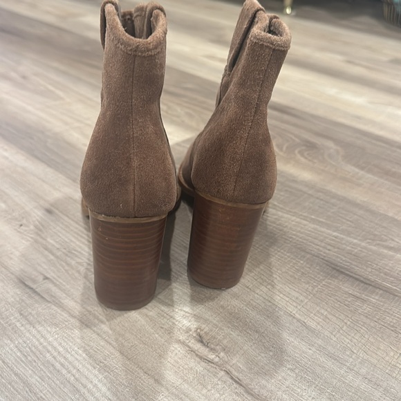 Splendid booties. - Picture 3 of 3